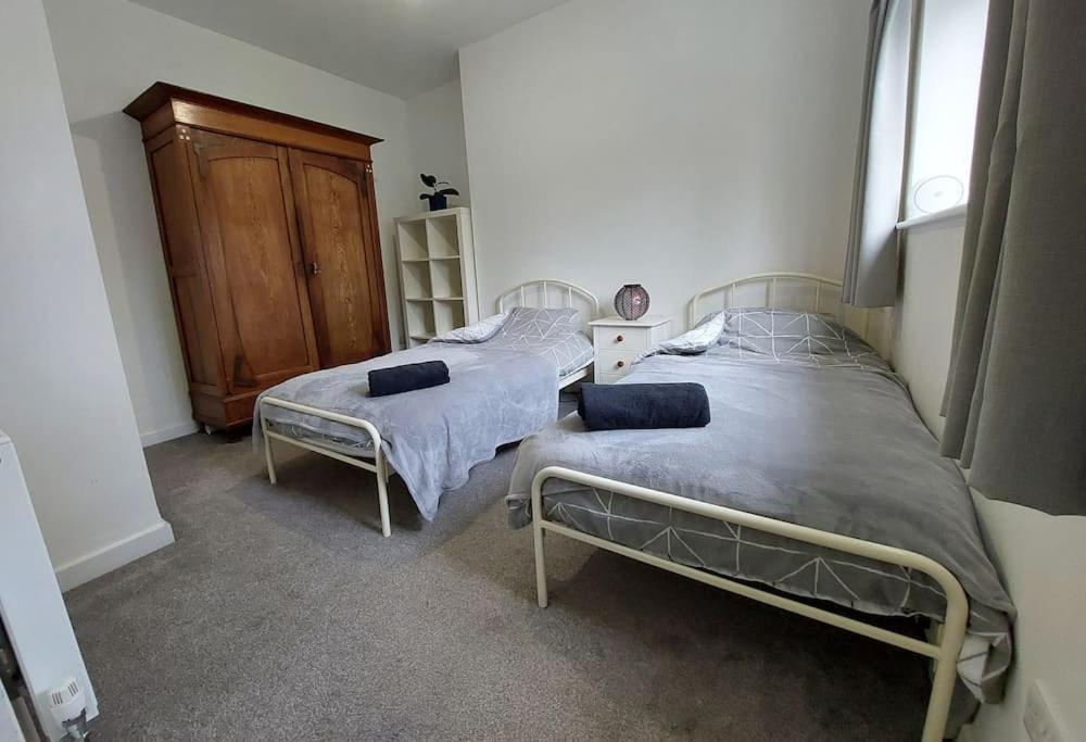 Beach House, With Bbq Lodge And Hot Tub! Bournemouth Eksteriør billede